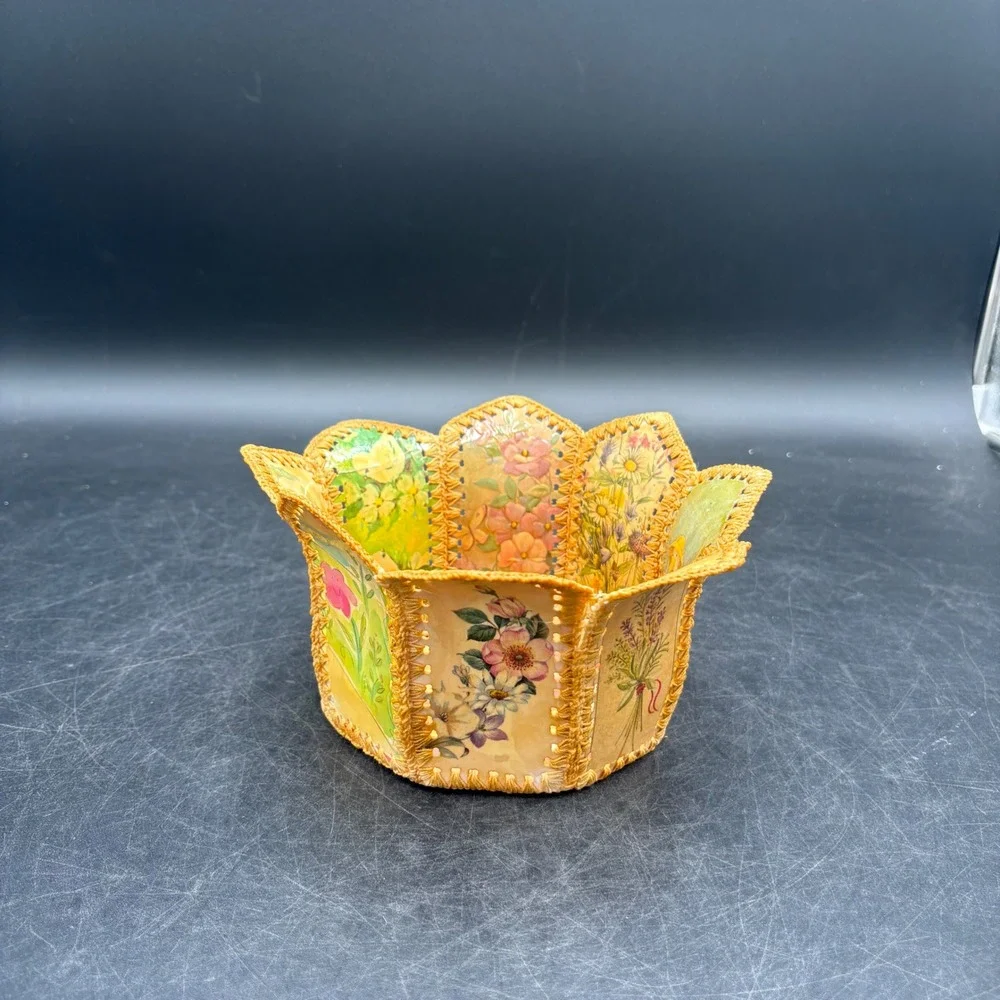 Vintage Handmade Greeting Card Basket Crochet Trim Floral Scalloped Bowl 8.5